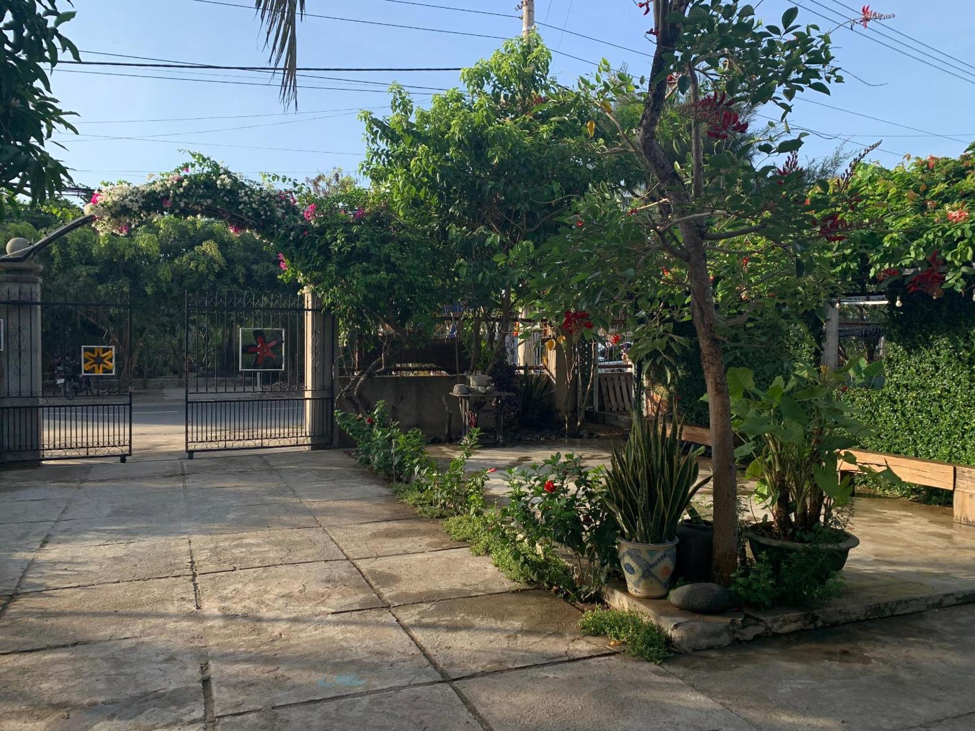 Yellow Farm Homestay Dong Tac Εξωτερικό φωτογραφία